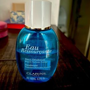 Eau Ressourcante Clarins Deodorant